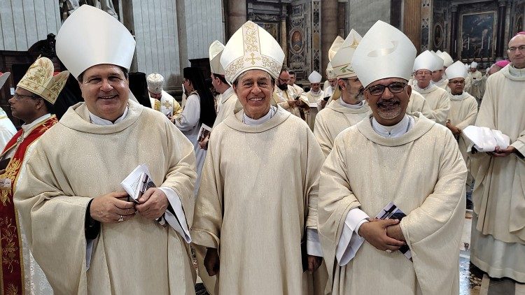 Os bispos brasileiros antes da audiência com o Papa, na celebração na Basílica de São Pedro