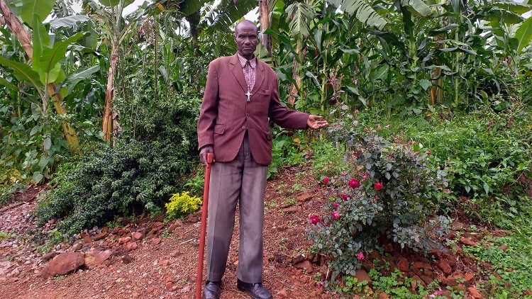 Katekista Angelo Ntalama wa Parokia ya Kaaro,Jimbo Kayanga Tanzania