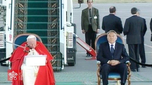 San Giovanni Paolo II, quel viaggio in Kazakhstan dopo l’11 settembre