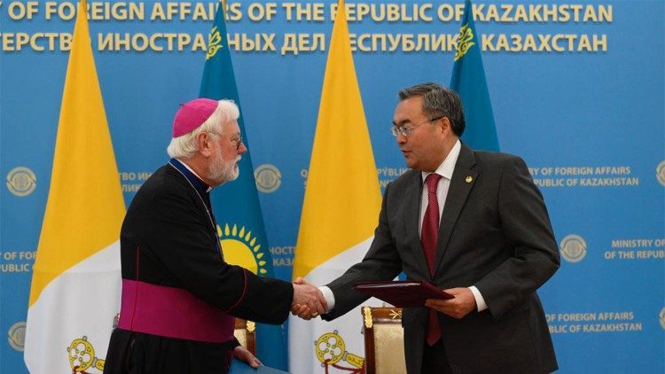 The Holy See and the Republic of Kazakhstan sign an agreement