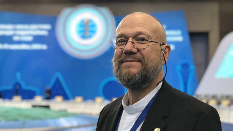 Michael Hübner, Generalsekretär des Martin-Luther-Bundes, beim Kongress in Nur-Sultan