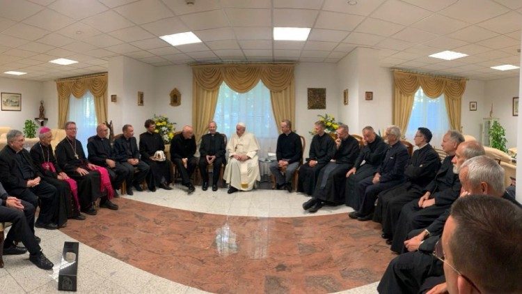 Nur-Sultan am 15. September 2022: Der Papst bei dem Treffen mit den Jesuiten der russischen Region