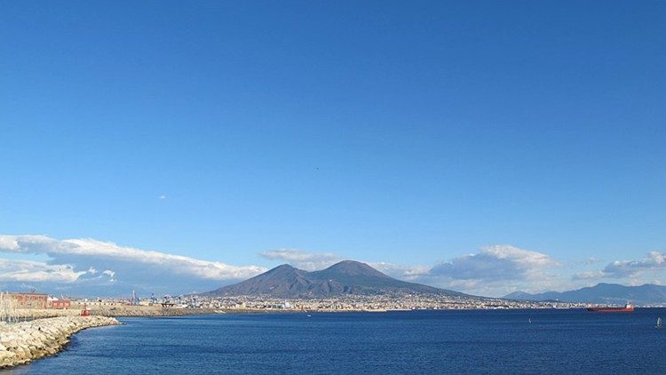 Veduta sur le Vésuve, volcan du Golfe de Naples, en Campanie (Italie). Crédit: Pietro Scerrato. 