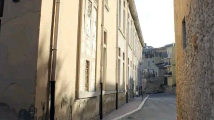 La vecchia sede del liceo classico "Ugo Foscolo" di Canicattì, in via Cristoforo Colombo, dove hanno studiato Rosario e Giuseppe