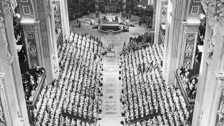 Bild von der Eröffnung des zweiten Vatikanischen Konzils am  11. Oktober 1962