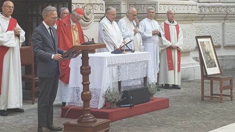 La Messa per il 32.mo anniversario del martirio del beato Rosario Livatino, celebrata a Roma dal cardinale Matteo Zuppi