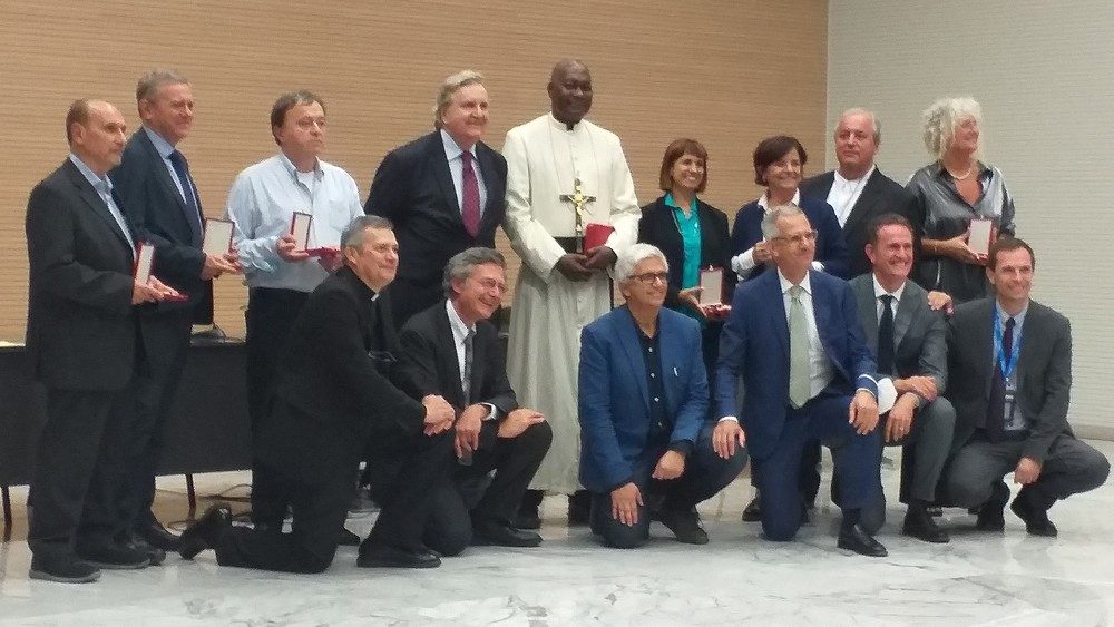 Zo slávnosti udeľovania ocenení pracovníkom Dikastéria pre komunikáciu (29. sept. 2022)