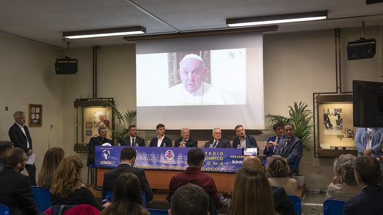 Presentación del partido por la paz en la Sala Marconi de Vatican News