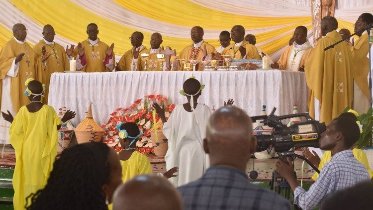Messe à l'occasion de l'ouverture du jubilé des 125 ans de l’évangélisation du Burundi
