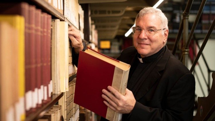 Rector of Rome's Pontifical Gregorian University, Fr. Mark Lewis, S.J.