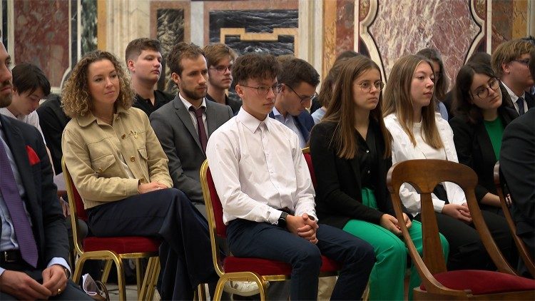Młodzież z Belgii podczas spotkania z Papieżem