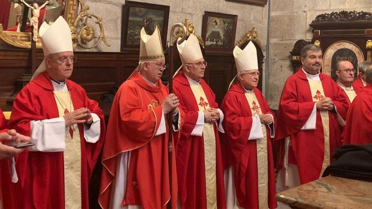 Los Obispos concelebrantes en la apertura de las Jornadas