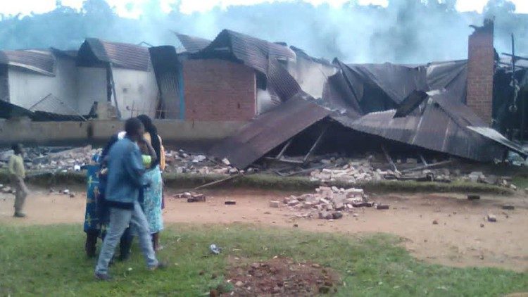 Wioska Maboya w dzień po ataku
