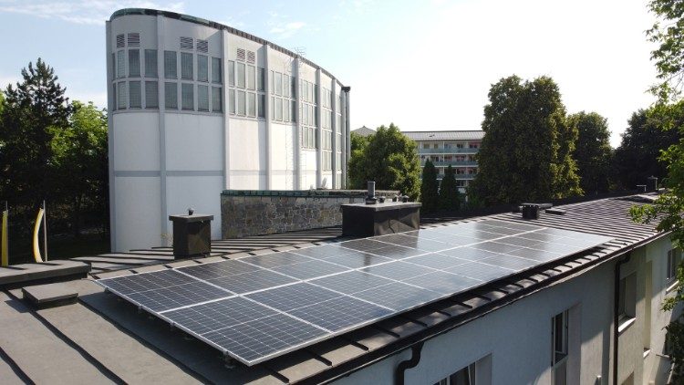 Photovoltaikanlage der Pfarre Linz-St. Theresia, Oberösterreich