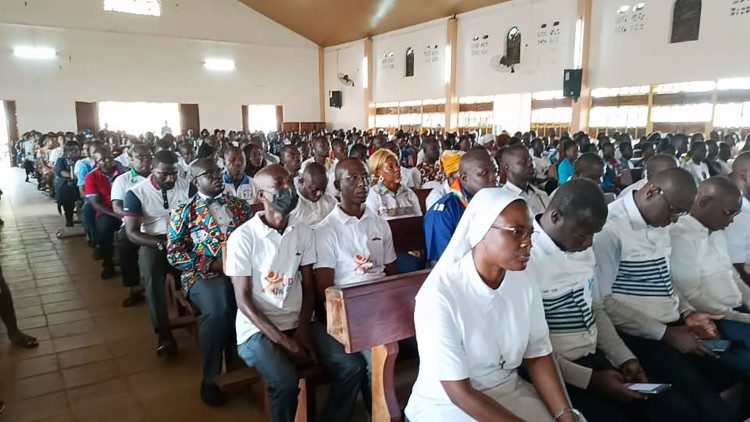 Mess des jeunes à la Paroisse Notre-Dame de la Visitation de Yamoussoukro