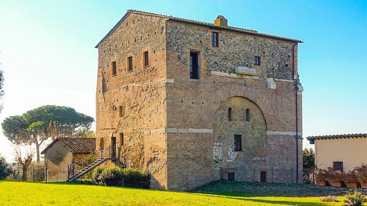 Roma, Arco di Malborghetto ©Fabio Caricchia