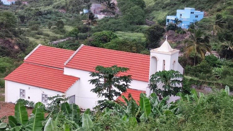 Igreja de Nossa Senhora da Luz,  Queimadas, ilha de São Nicolau, Cabo Verde. 