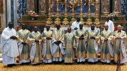 Foto-Bispos-do-Senegal-MauritAnia-Cabo-Verde-e-Guine-Bissauaem.jpg