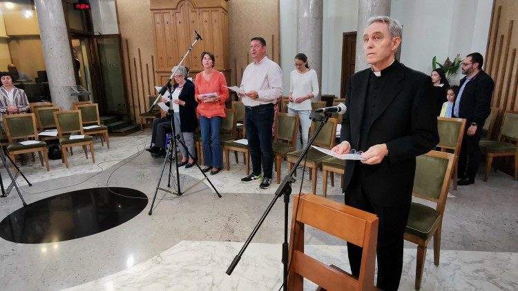 Gebetet wurde in der Radio-Vatikan-Kapelle
