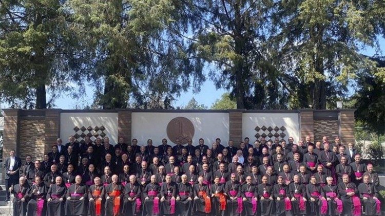 Obispos de la Conferencia del episcopado mexicano (CEM)