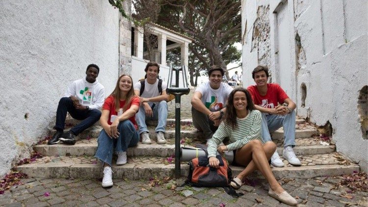 Jugendliche, die den WJT vorbereiten, in Lissabon