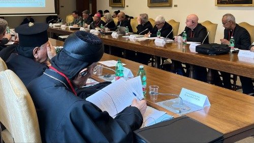 Synoda pokračuje kontinentálnou fázou, vo Vatikáne sa stretli reprezentanti kontinentov