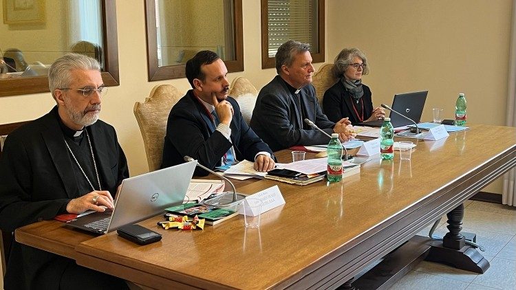 L'incontro, lo scorso novembre,  delle conferenze episcopali e i coordinatori delle task force continentali con la Segreteria generale del Sinodo