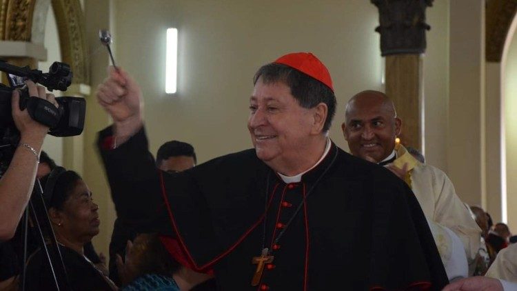 Cardeal Braz de Aviz celebra 50 anos de sacerdócio em Apucarana