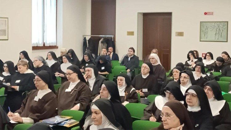 Réunion des moniales italiennes à Rome en novembre 2022