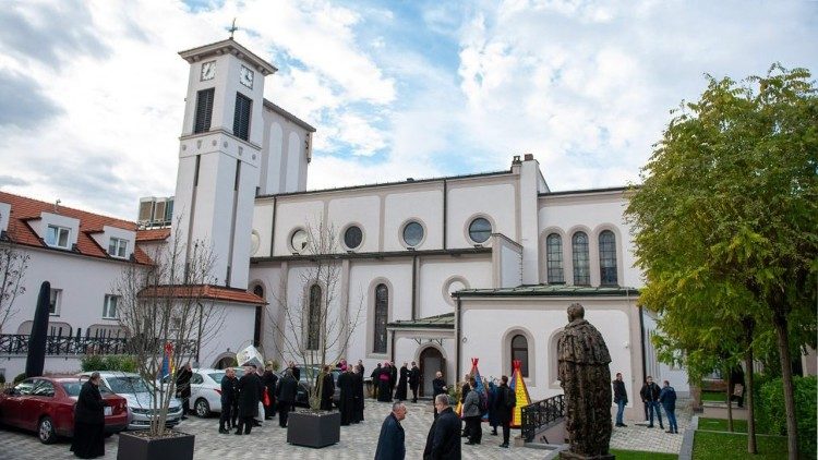 La Chiesa dell’Assunzione della Beata Vergine Maria a Belgrado, dove si è celebrata l'intronizzazione del nuovo arcivescovo, il 10 dicembre 2022