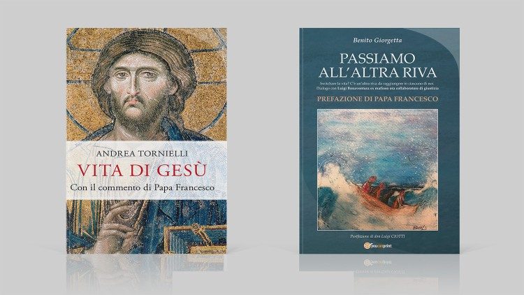 I libri donati dal Papa ai membri della Curia romana al termine dell'udienza