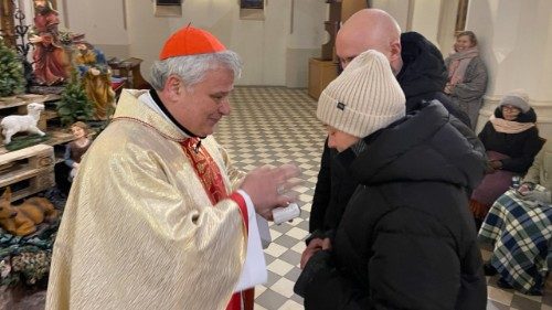 Le cardinal Krajewski de retour d'un Noël ukrainien