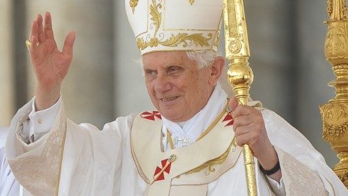 Des évêques d’Afrique rendent hommage à Benoît XVI