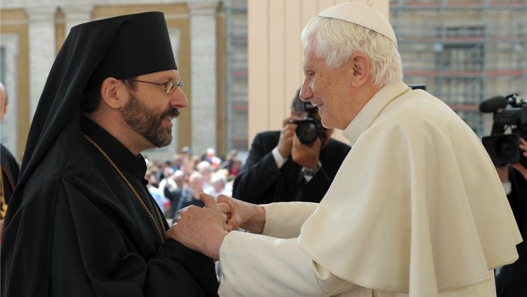 Abp ?wiatos?aw Szewczuk po byciu wybranym na zwierzchnika ukraiskich grekokatolikw na audiencji u Benedykta XVI, 30 marca 2011