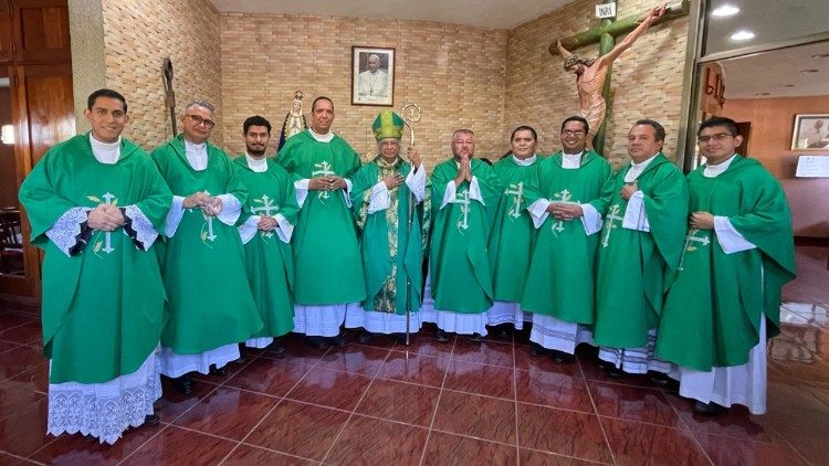 88 seminaristas en misión a parroquias rurales