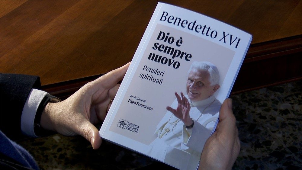  libro Dio è sempre nuovo