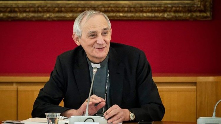 Il cardinale Matteo Zuppi, presidente della Conferenza Episcopale Italiana, durante l'introduzione alla sessione invernale del Consiglio permanente Cei