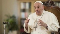 Il-Papa-nellintervista-con-AP.jpg