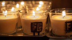 foto-Velas-acesas-autor-Joao-Lopes-Cardoso.jpg
