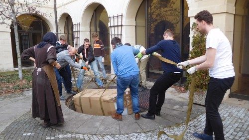 Sisters Project: „Lebendig ist der Gott, dem wir dienen“