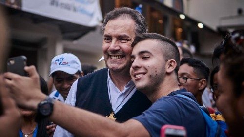 La gioia del mondo salesiano per la porpora al Rettor Maggiore