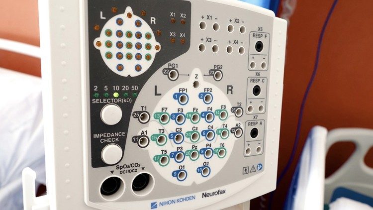 Il macchinario Neurofax per il monitoraggio continuo veglia-sonno video-eeg del Centro epilessia