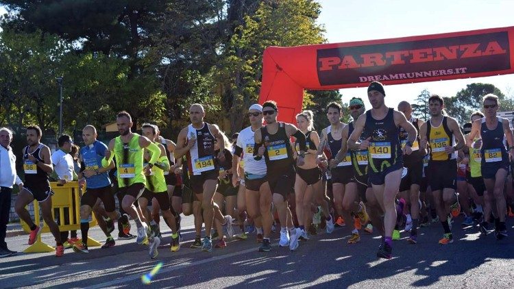 La partenza della San Francesco Marathon 2022