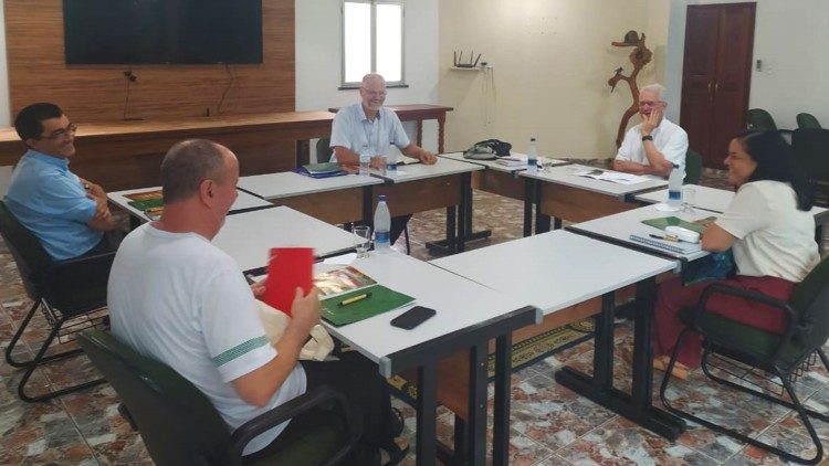 Momento da reunião em Manaus