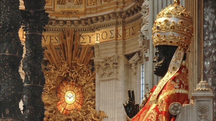 Statue de Saint-Pierre dans la basilique vaticane. Photo d'illustration.