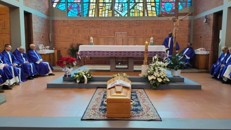 2023.02.23 Mazishi ya Padre Agapito Batholomeo Mhando wa Tanzania aliyekuwa Paroko wa Parokia ya Mtakatifu Egidio huko Orciolaia,Arezzo,Italia.