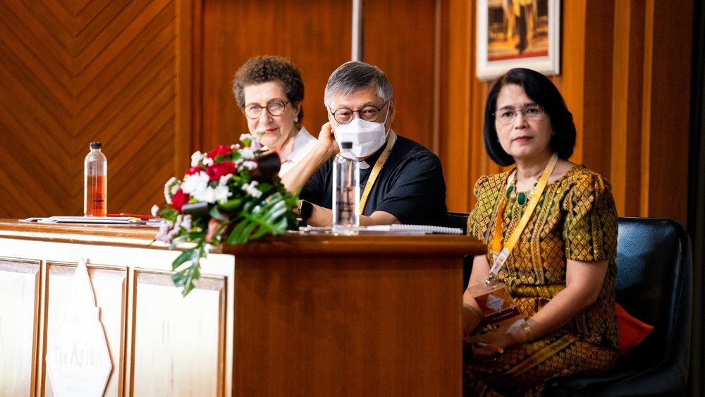 Moderators for the first day: Susan Pascoe, Bishop Stephen Chow Sau-yan, SJ, land Joy Candelario