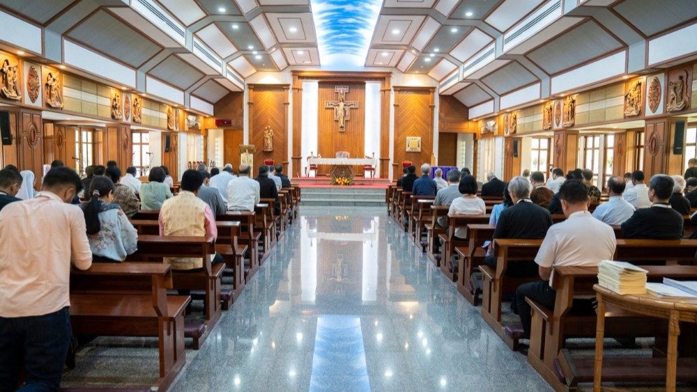 Moment of personal prayer