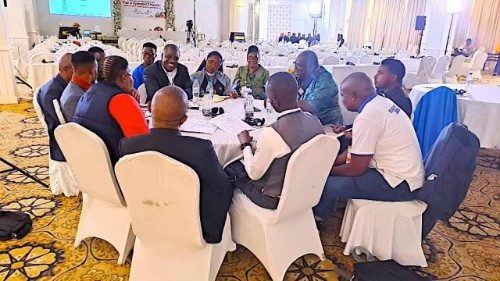 Sinodo, Ambongo: abbiamo sperimentato il senso della famiglia di Dio in Africa