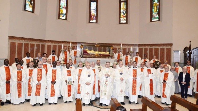 Sacerdotes e Religiosos Orionitas no Santurio Nossa Senhora da Guarda em Tortona, Itlia